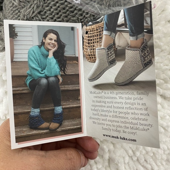 NWT MUK LUKS Sherpa Lined Socks, S/M - Picture 4 of 6